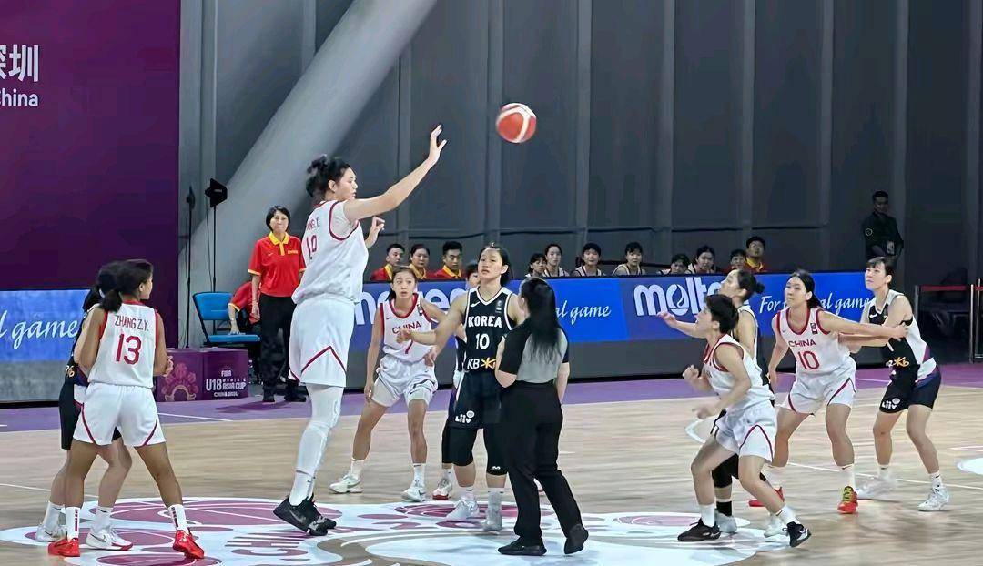 od体育app下载-中国篮球联赛新赛季备战氛围浓烈，球员努力的简单介绍