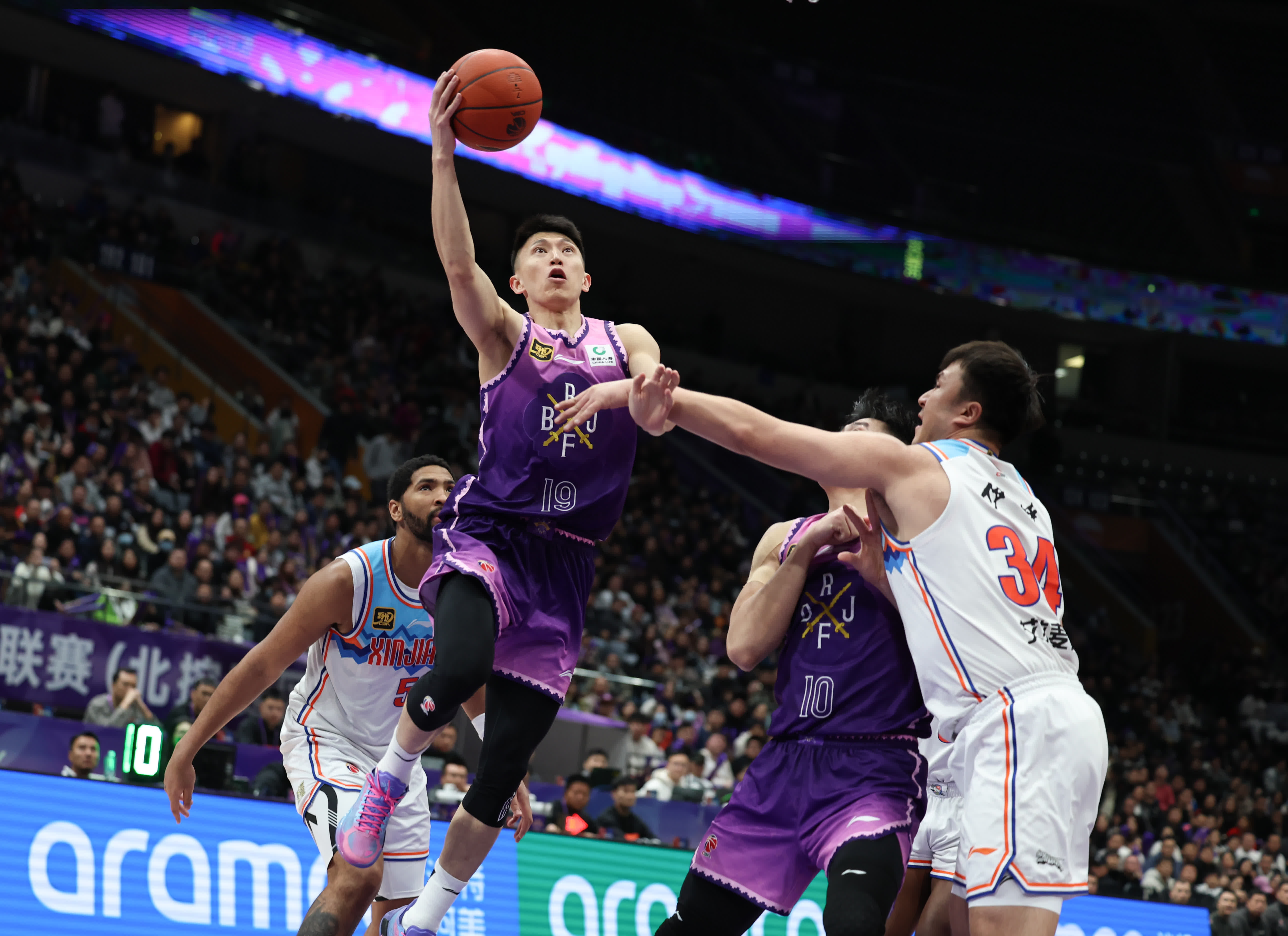 中国篮球职业联赛激烈角逐即将展开(中国篮球职业联赛20202021) 中国篮球职业联赛激烈角逐即将展开(中国篮球职业联赛20202021)