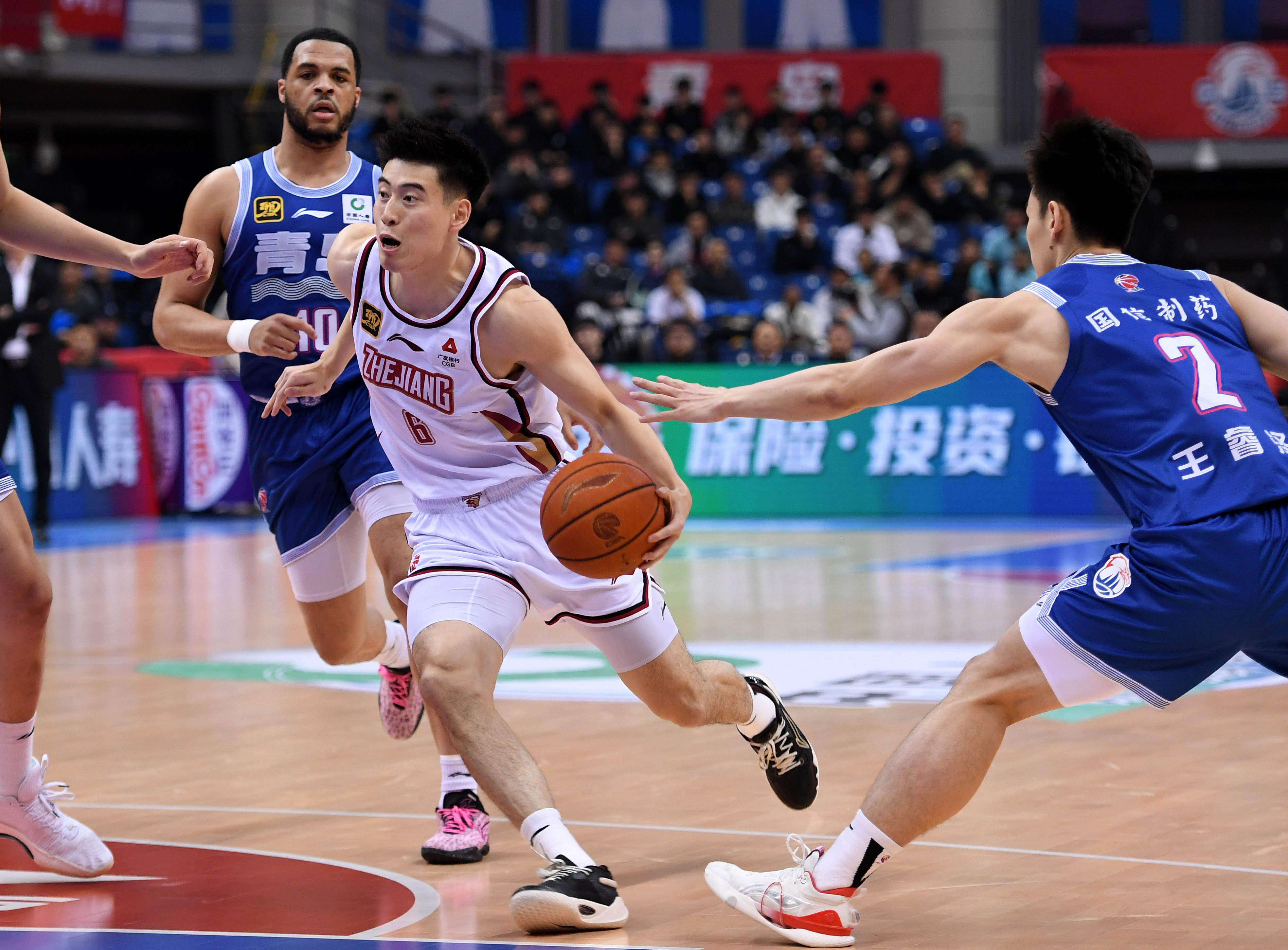 od体育竞技-浙江队爆发神级表现，CBA季后赛被彻底压制，救主的简单介绍