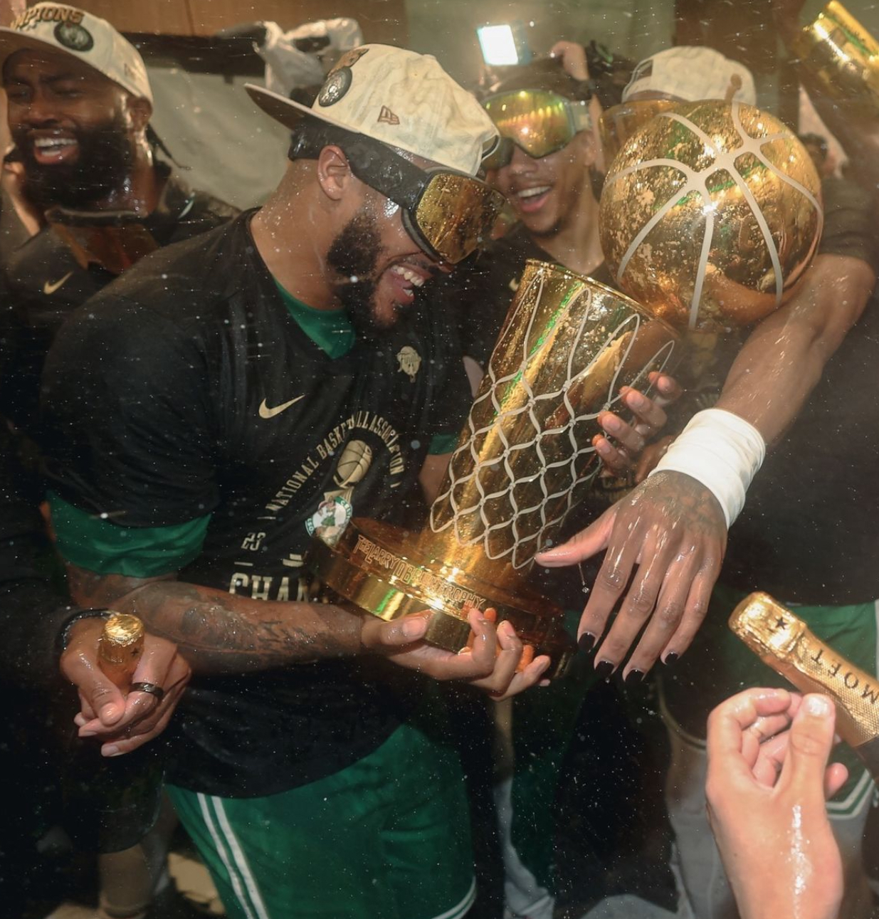 美洲传奇篮球巨星回顾赛事经典瞬间的简单介绍 美洲传奇篮球巨星回顾赛事经典瞬间的简单介绍