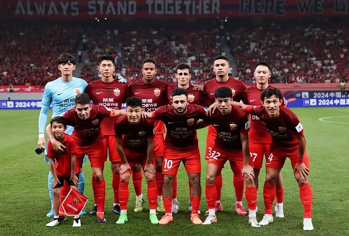 包含上港胜负建业,中超冠军竞争愈发激烈的词条 包含上港胜负建业,中超冠军竞争愈发激烈的词条