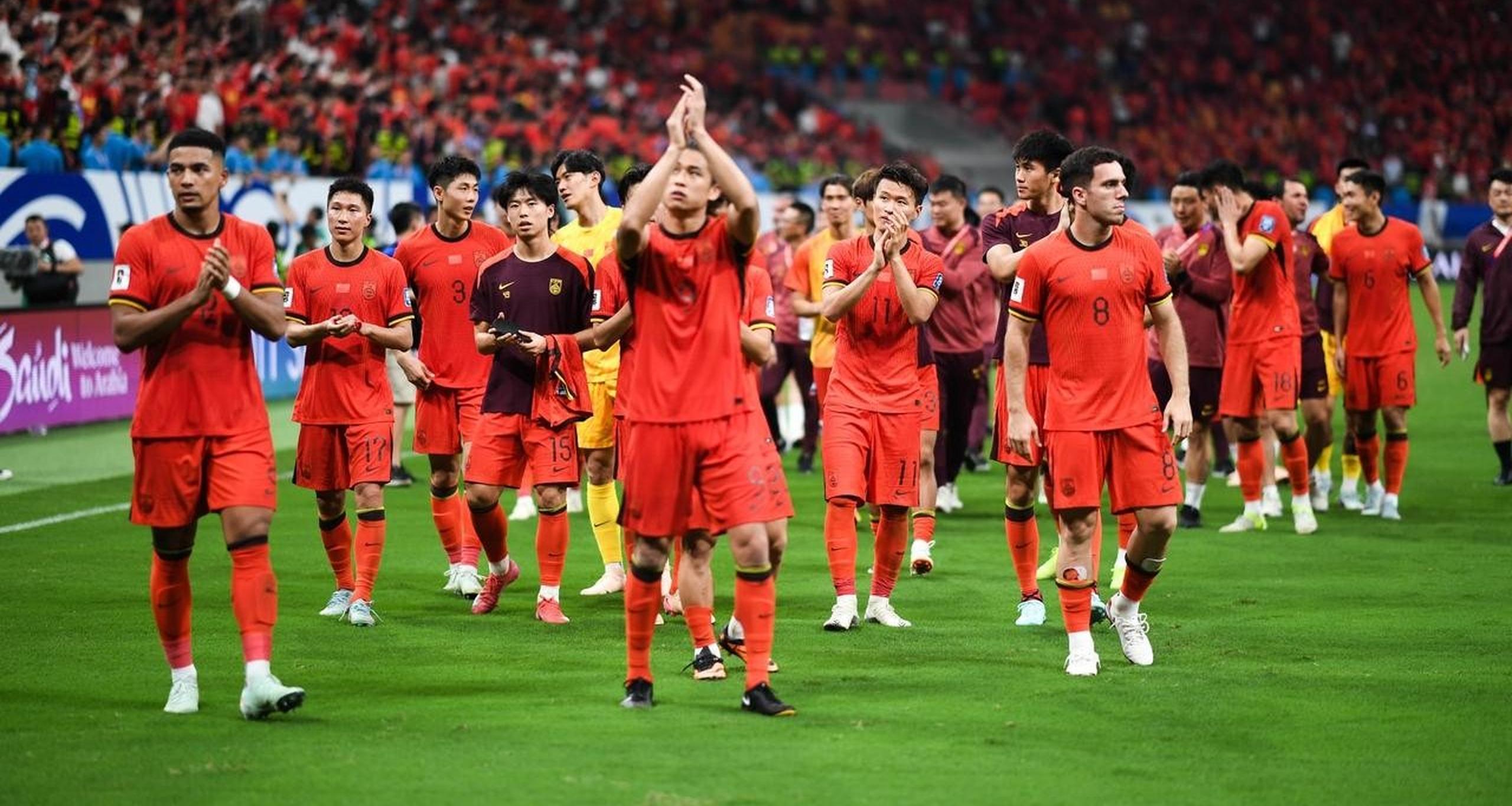 关于猛烈对抗！国内足球胜负命运多舛的信息