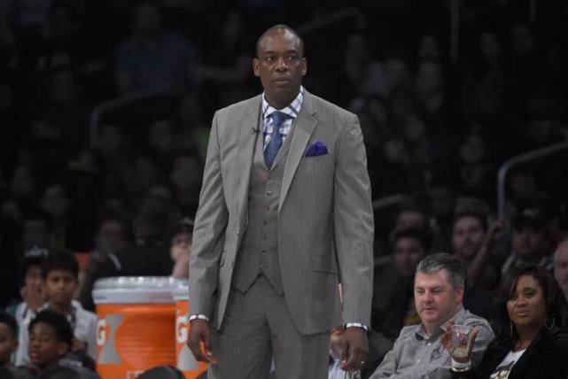 关于火箭新助教因私事离队，球队调整增添困难的信息