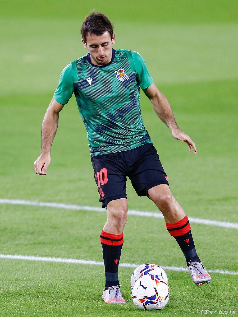 比利亚雷亚尔客场不败保持领先 比利亚雷亚尔客场不败保持领先