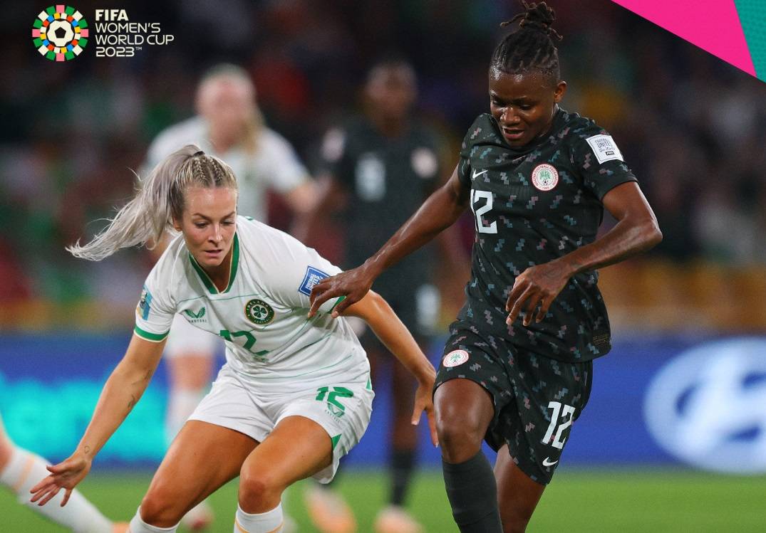包含墨西哥女足战胜尼日利亚，晋级下一轮的词条