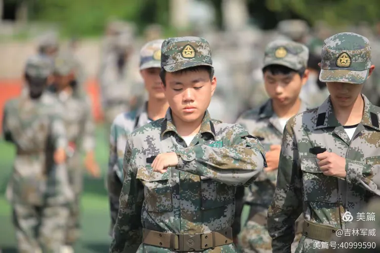 od体育官网app-包含吉林火职足俱乐部球员为夺冠做出艰苦努力的词条