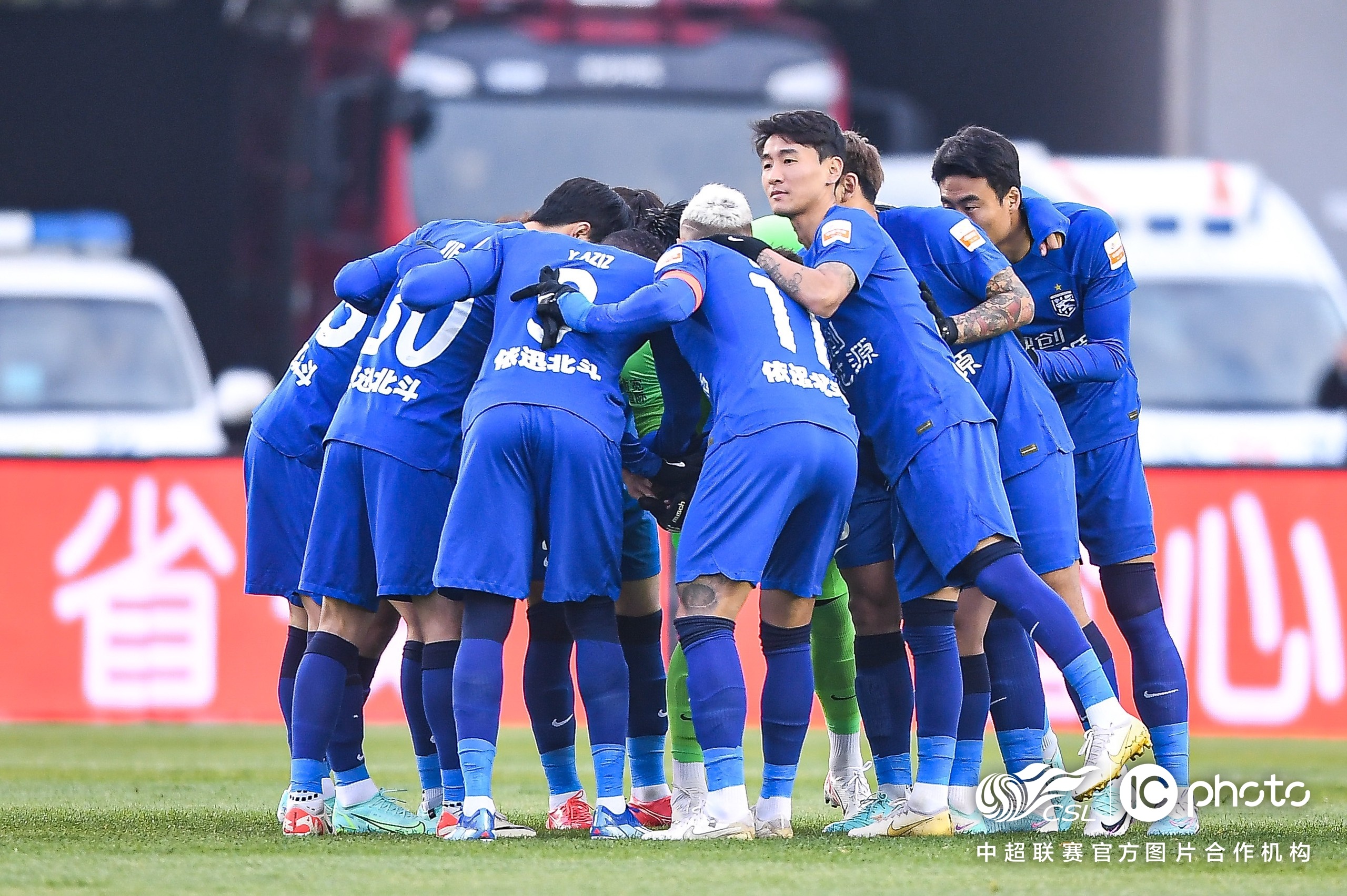 马尔代夫球队面对强大对手，全力以赴