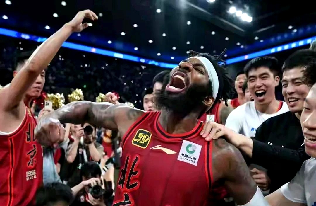 包含男篮嘉年华盛会,球迷见证球队英雄神勇表现的词条 包含男篮嘉年华盛会,球迷见证球队英雄神勇表现的词条