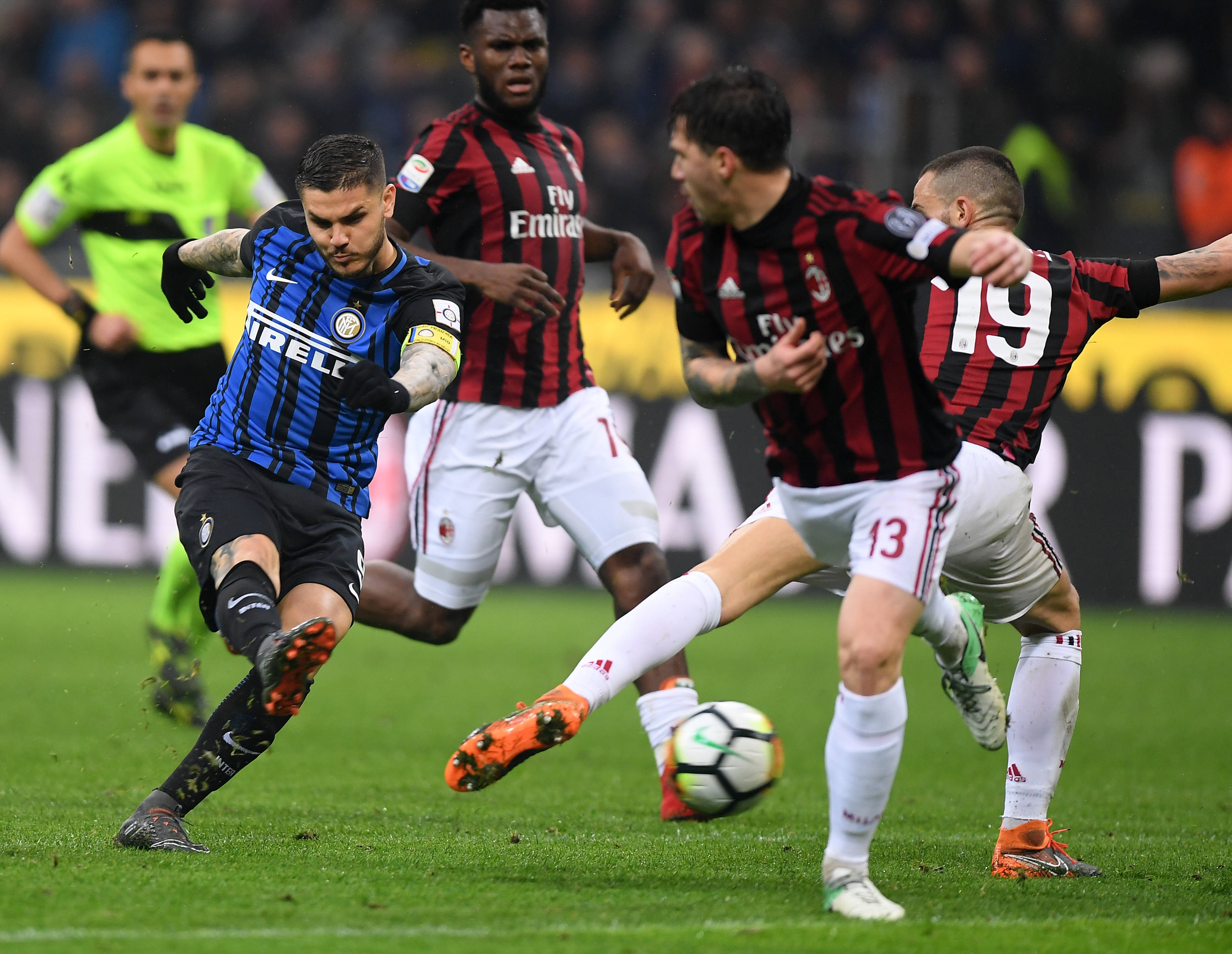 od体育app下载地址-米兰双雄遭遇失利，国际米兰主场不敌AC米兰的简单介绍