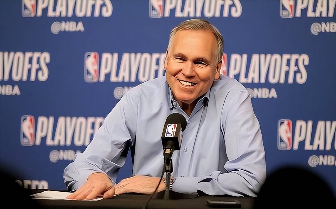 od体育投注-包含德安东尼盯上新疆后卫！火箭或将引进新血的词条