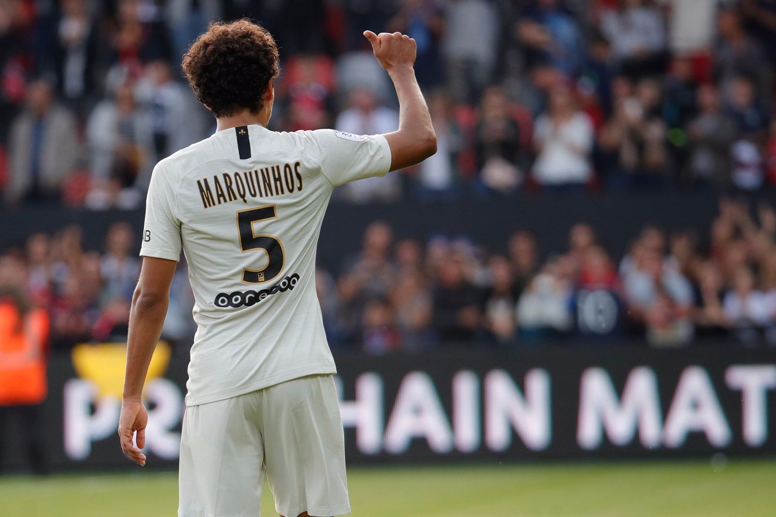 od体育地址-包含甘冈客场爆冷，让法甲争夺更加激烈的词条