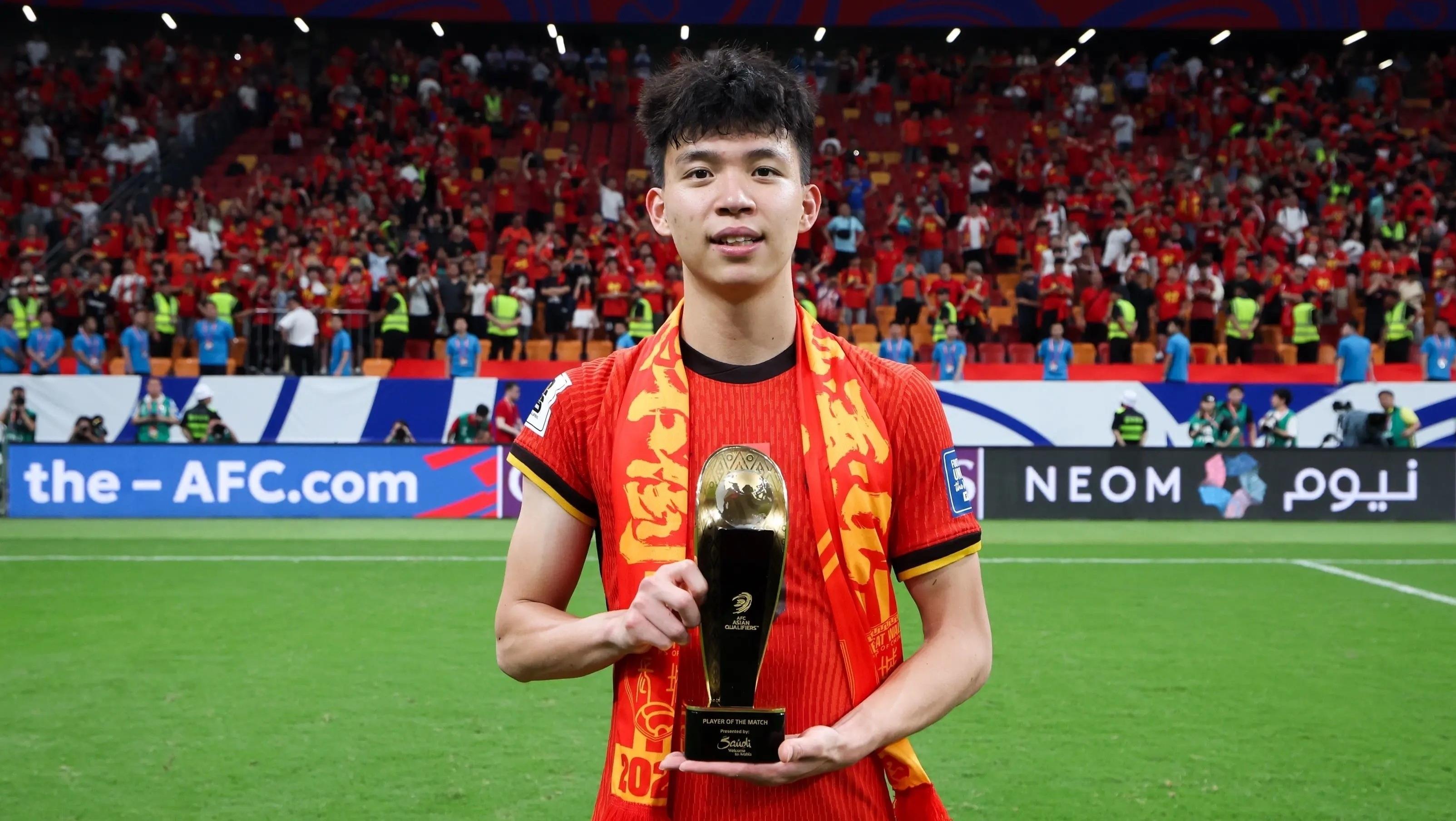 名将在近期足球联赛中获得出色表现 名将在近期足球联赛中获得出色表现