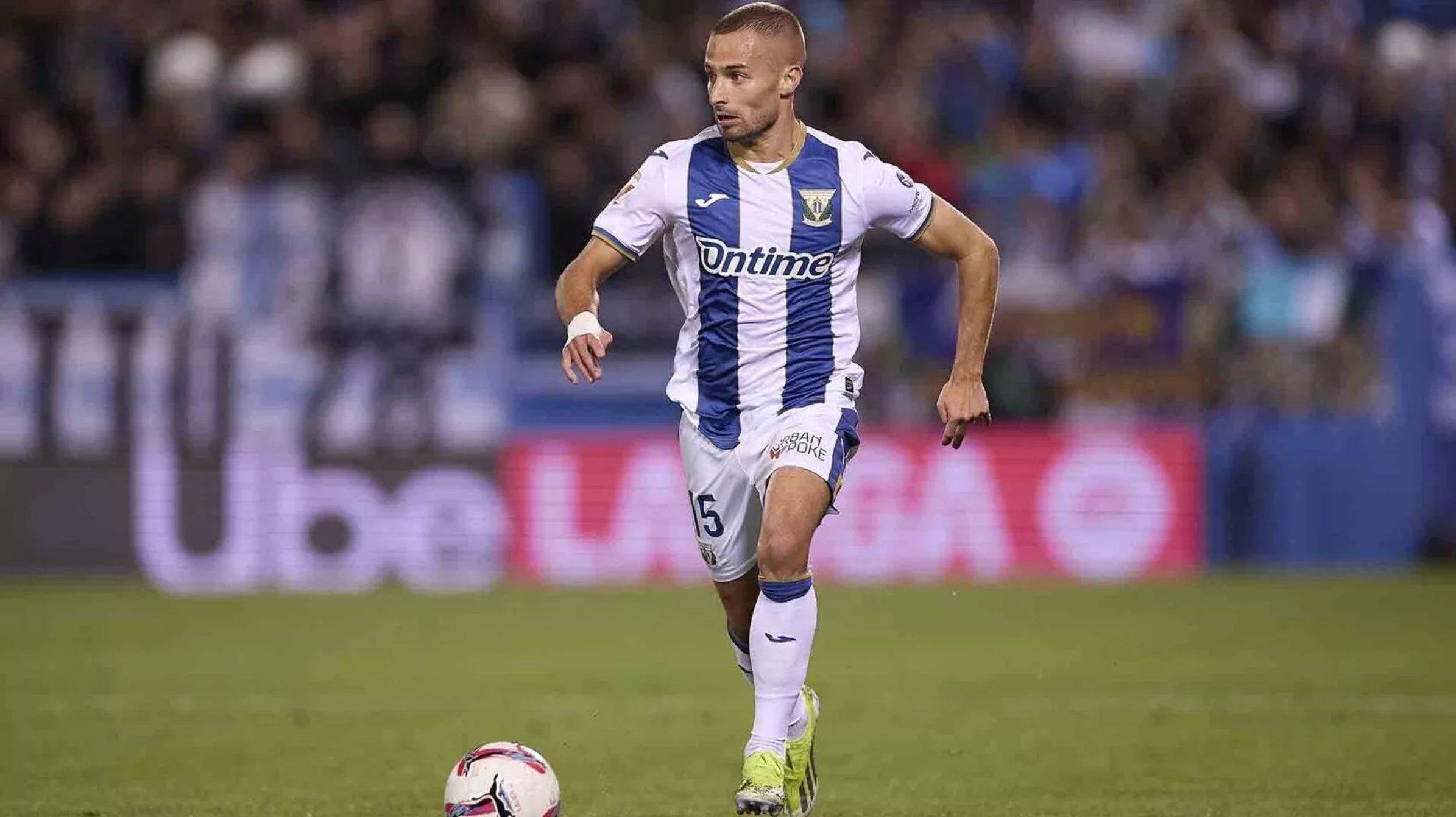 od体育官网登录网址-莱加内斯主场战胜对手成功晋级