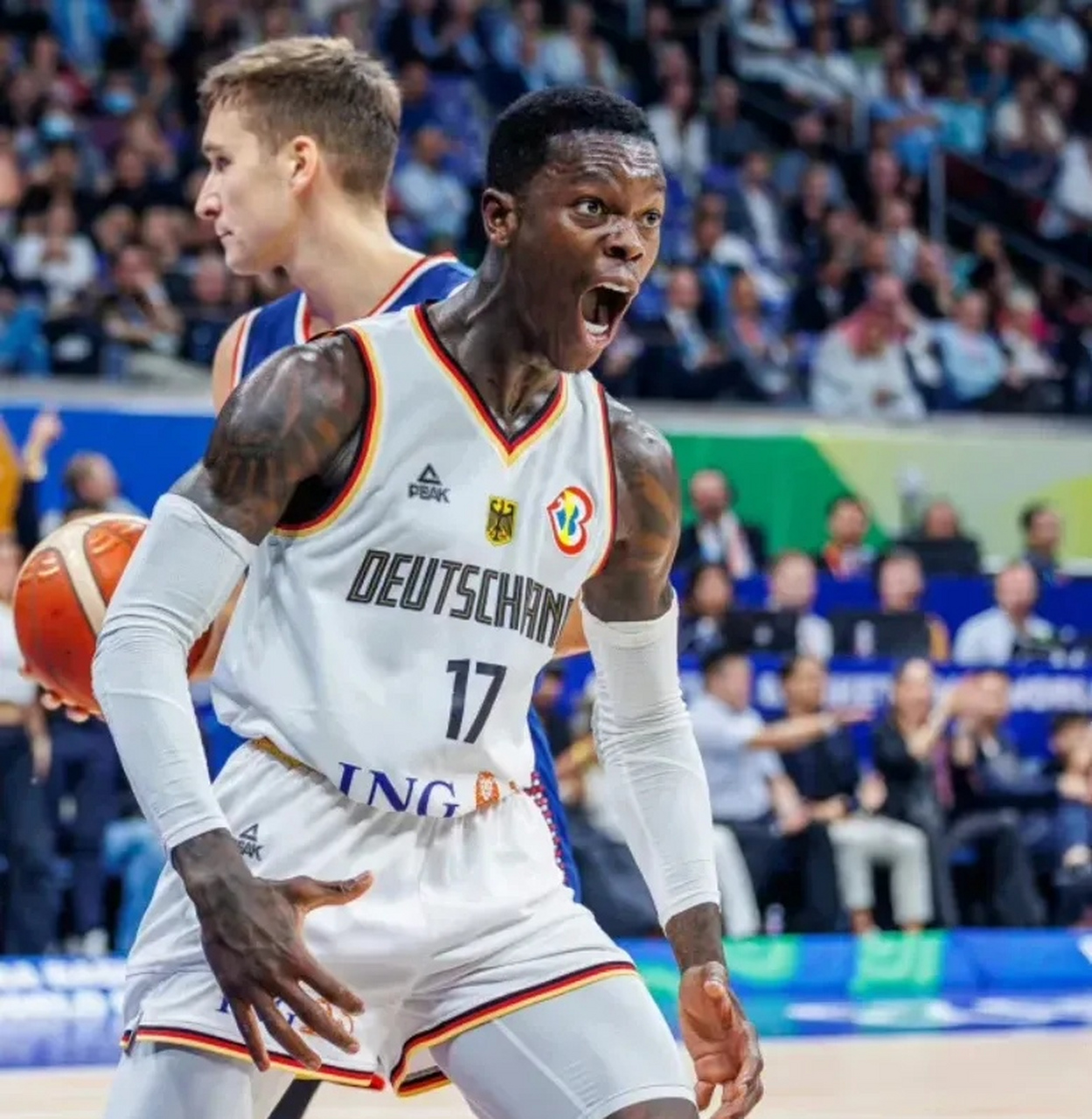 德国运动员在跳水比赛中夺得金牌 德国运动员在跳水比赛中夺得金牌